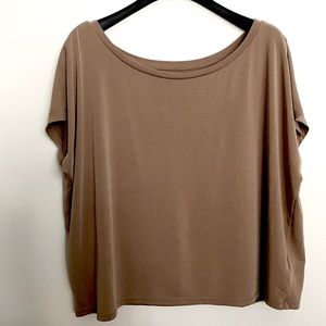 Express scoop necked t-shirt. Size large.
